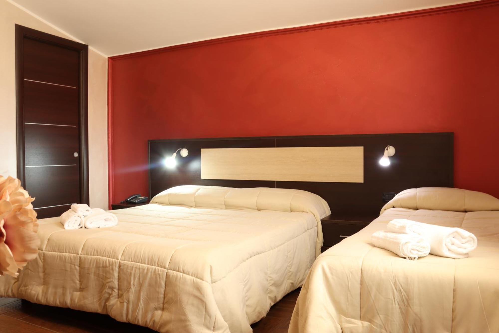 Hotel Paradiso Falerna Buitenkant foto