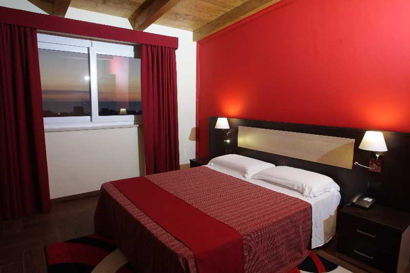 Hotel Paradiso Falerna Buitenkant foto